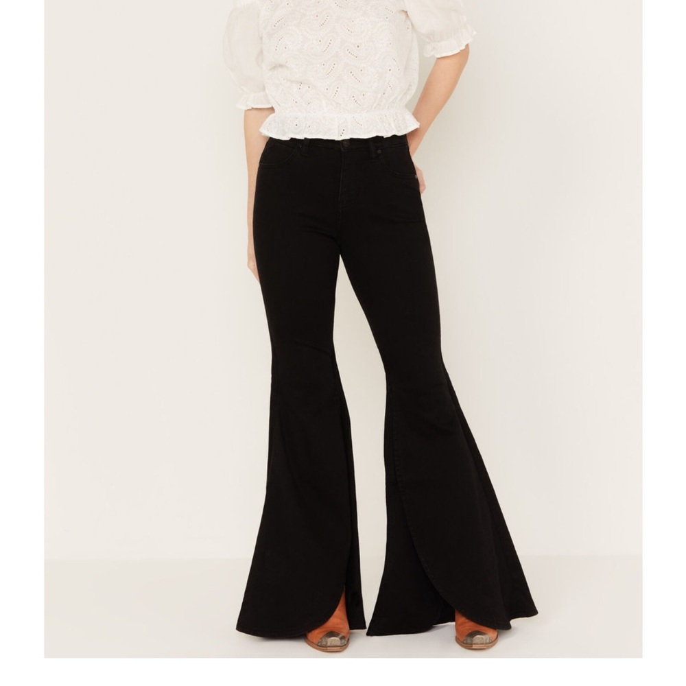 Women's Black High-Rise Flared Jeans